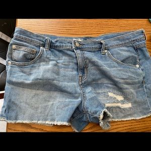 Mossimo Boyfriend Shorts